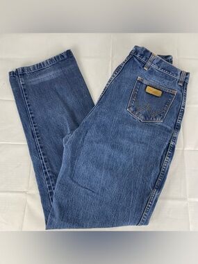 Vintage Wrangler Jeans 38x35 Made in Canada Blue Bell Straight Leg Classic Denim